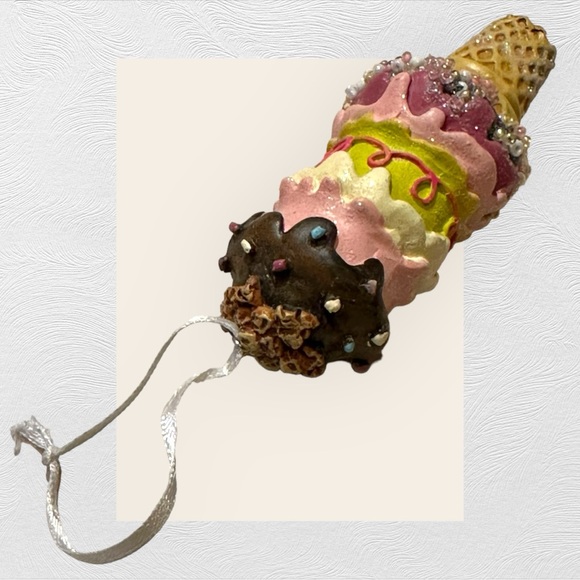 Dreamin' of Ice Cream Cone 3 Scoops Christmas Ornament Sweet Treats - Picture 5 of 6